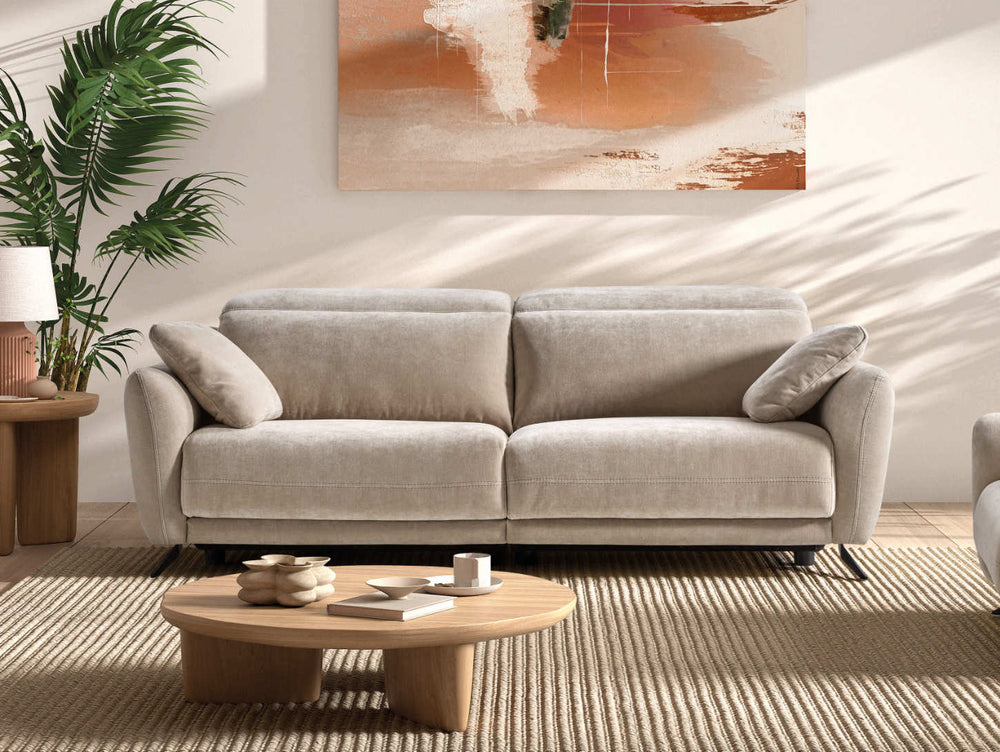 Sofas & Chairs