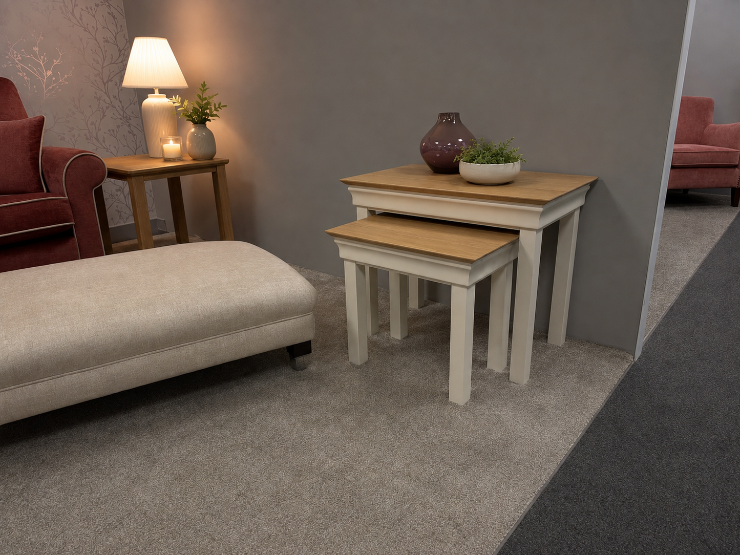Bordeaux in White/Oak
