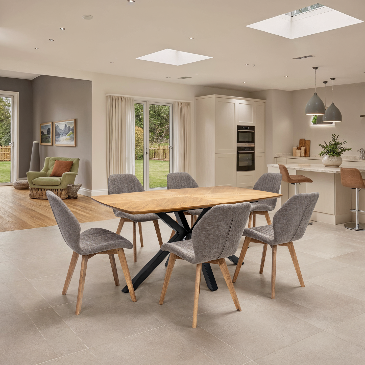 Hampton Dining Table