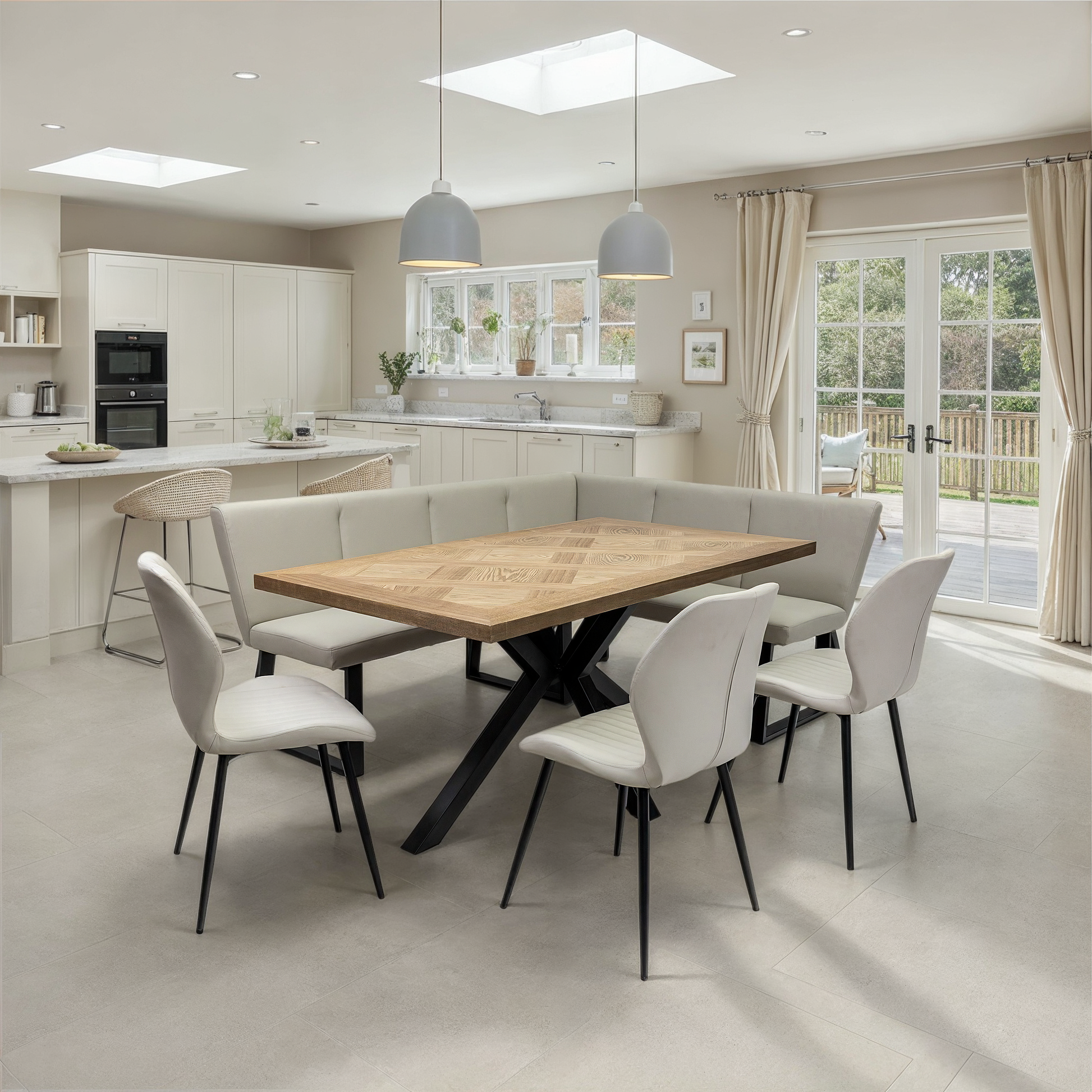 Hugo Dining Table