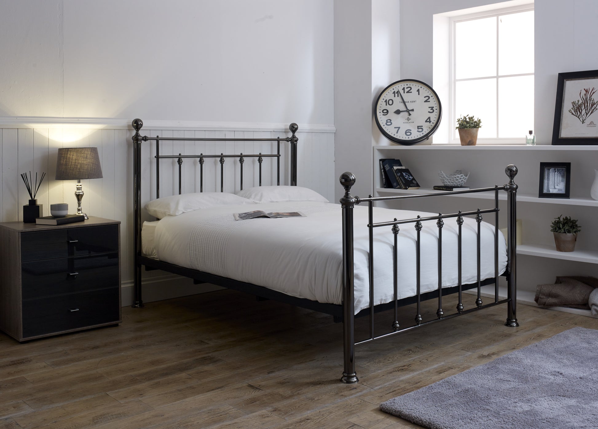 Avon Bed
