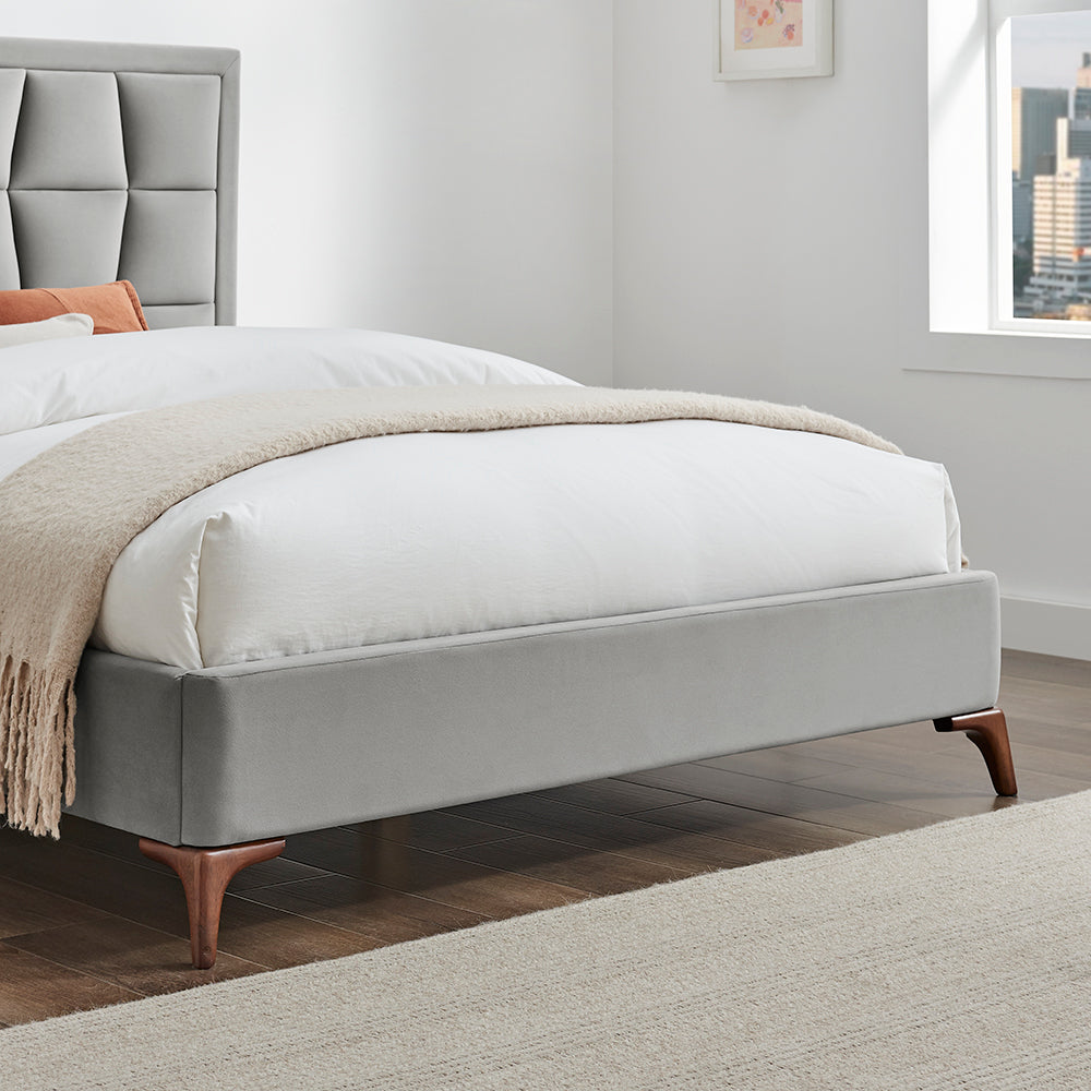Lune Bed